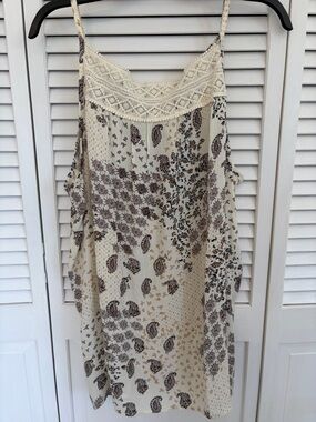 Maurices Women's XL Tank Top Boho Black Cream Paisley Lace Trim Cottagecore